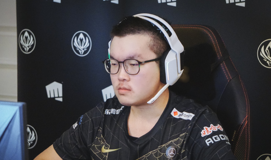 时隔3159天!自S3后,T1与RNG首次在世界赛决赛对决休闲区蓝鸢梦想 - Www.slyday.coM 时隔3159天!自S3后,T1与RNG首次在世界赛决赛对决休闲区蓝鸢梦想 - Www.slyday.coM