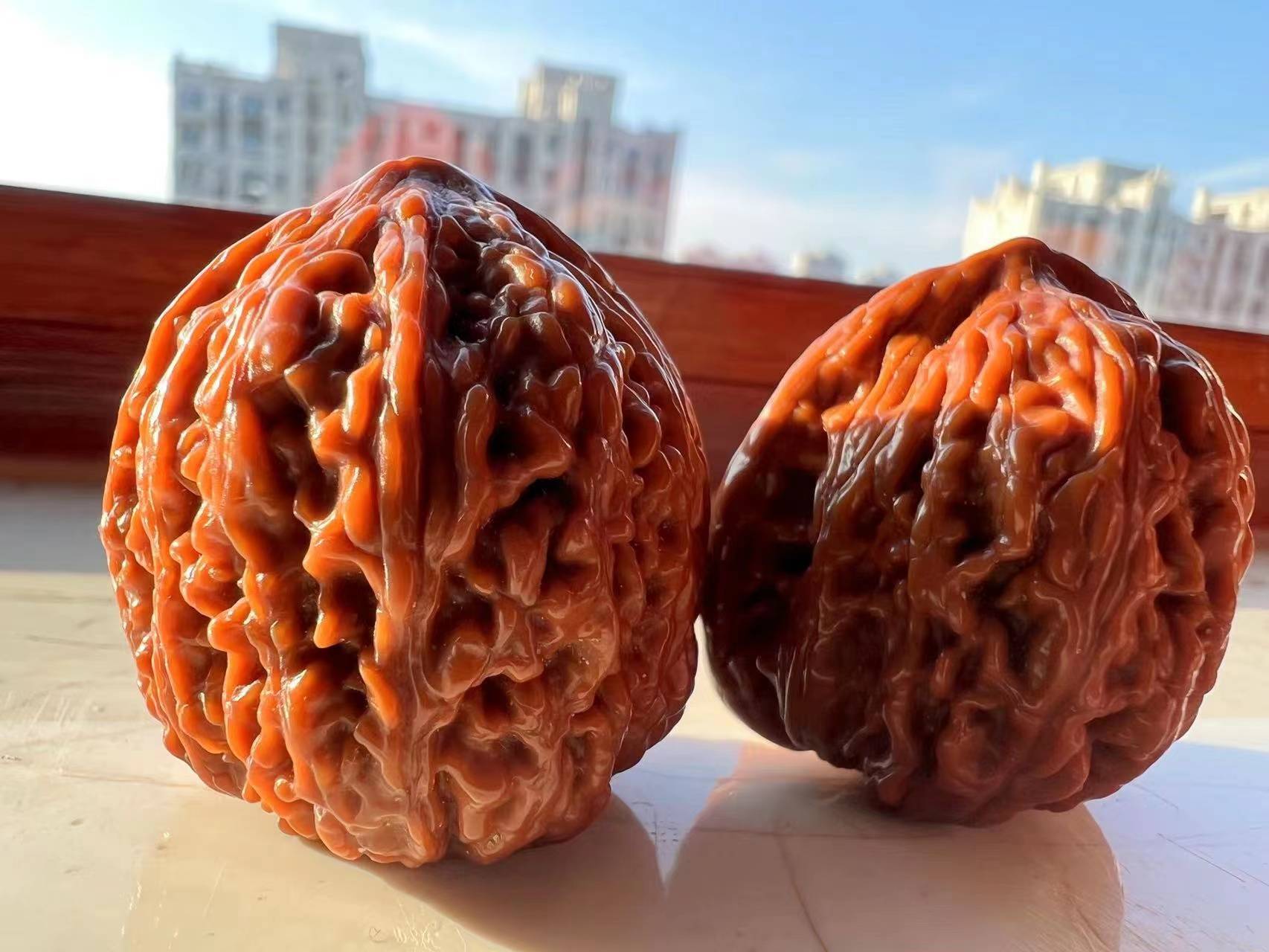 聊聊文玩核桃走色变化看看你的核桃在哪个阶段