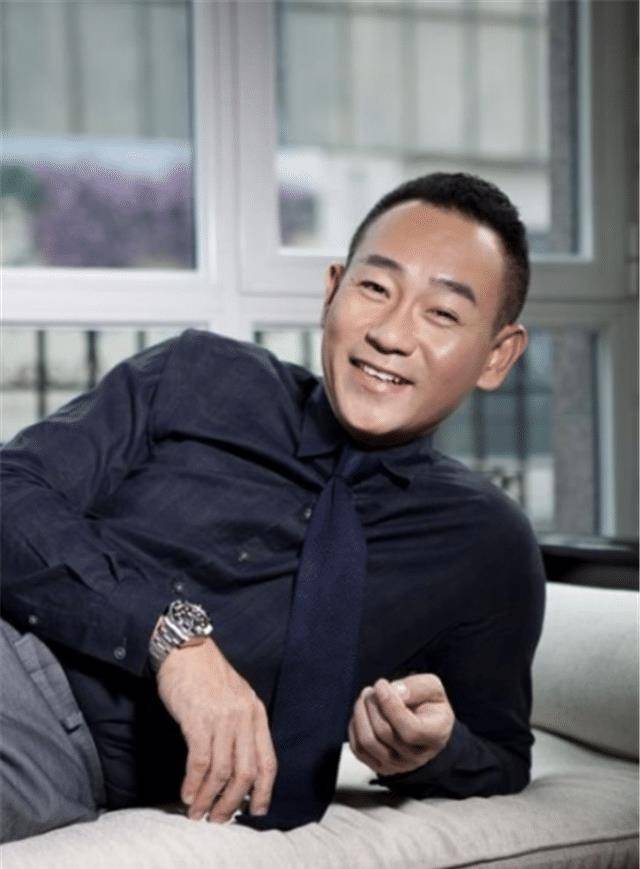 说到林保怡,相信一些80,90后都不陌生,他虽然长相不算是很出众