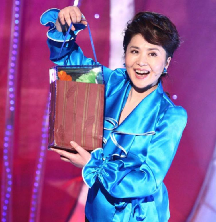 田歌与田岷:有一种亲情叫陪伴,姐妹俩约定不婚不育陪母亲|田岷|田歌