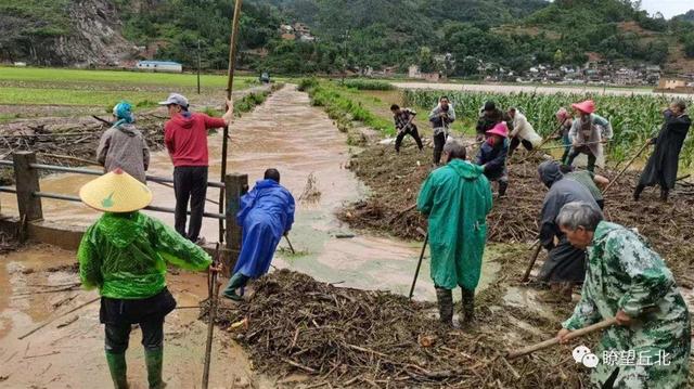 云南丘北连日暴雨已致4死4失联，村民：断水断电，积水已到腰部休闲区蓝鸢梦想 - Www.slyday.coM