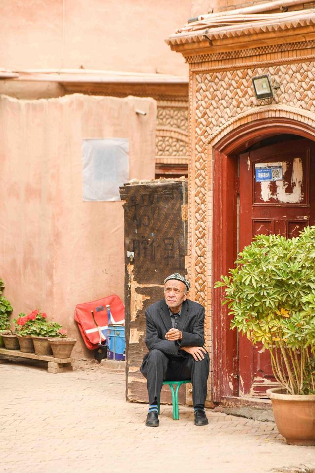 为什么说“不到喀什，不算到新疆”？来这儿也许你就能找到答案！休闲区蓝鸢梦想 - Www.slyday.coM