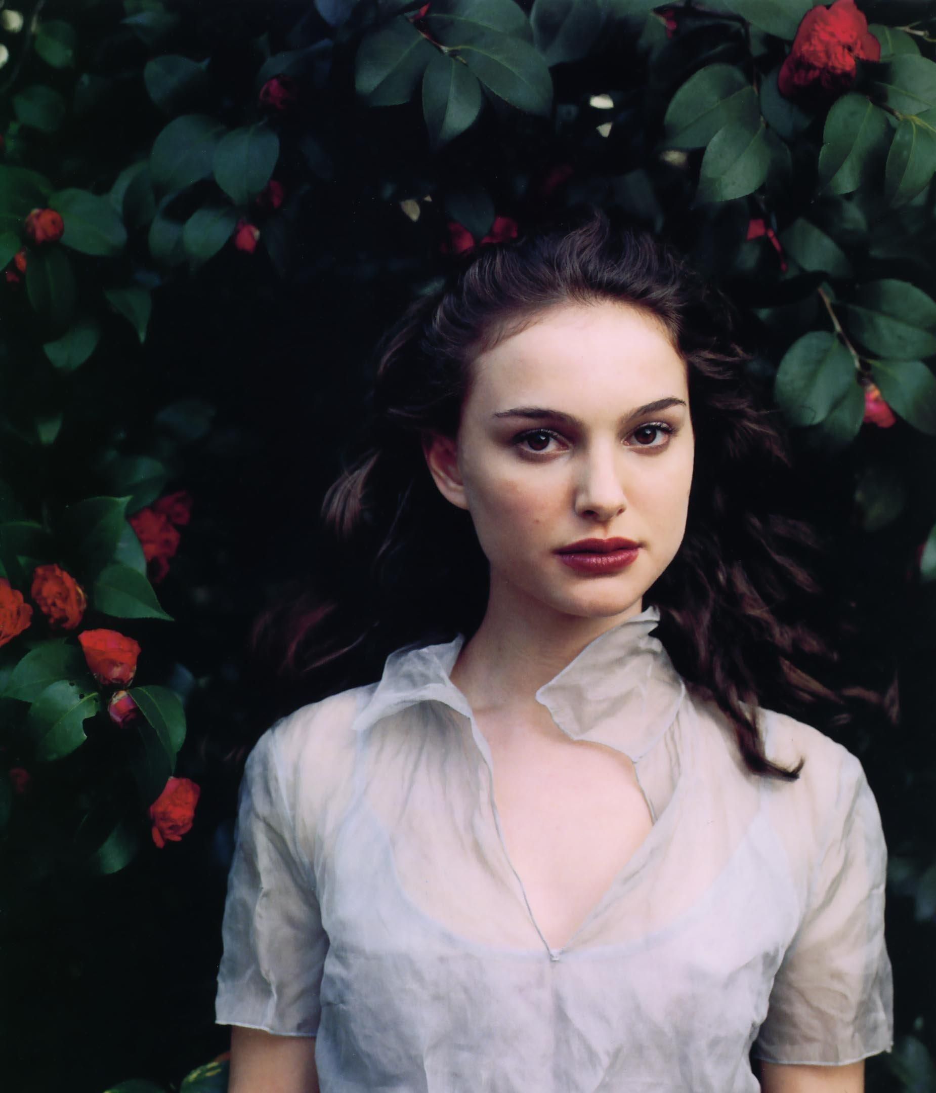 娜塔莉·波特曼 内柔外刚的"女雷神"__财经头条