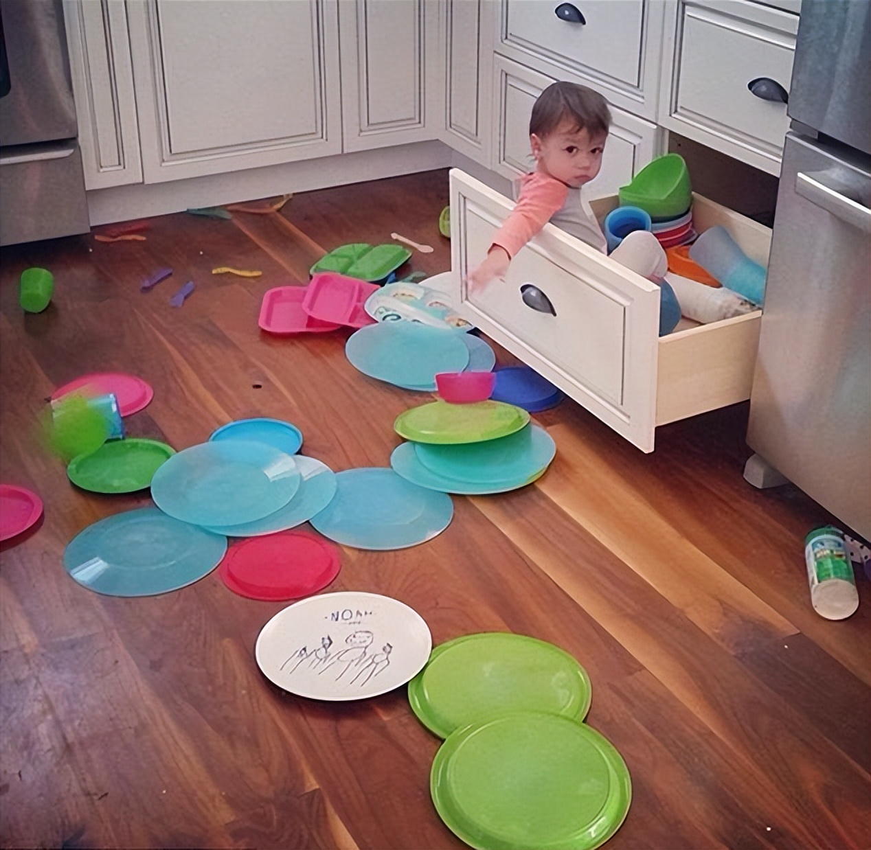 几岁孩子“最可怕”？儿女双全后才明白，男孩和女孩的差距有多大休闲区蓝鸢梦想 - Www.slyday.coM