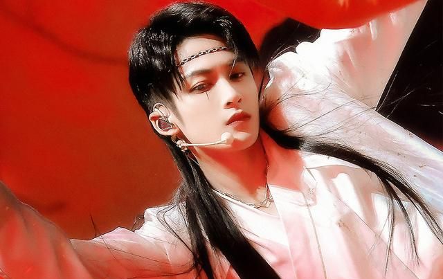 《长相思》檀健次相柳路透,面具唇妆好魅惑,眼神太有感觉了!休闲区蓝鸢梦想 - Www.slyday.coM