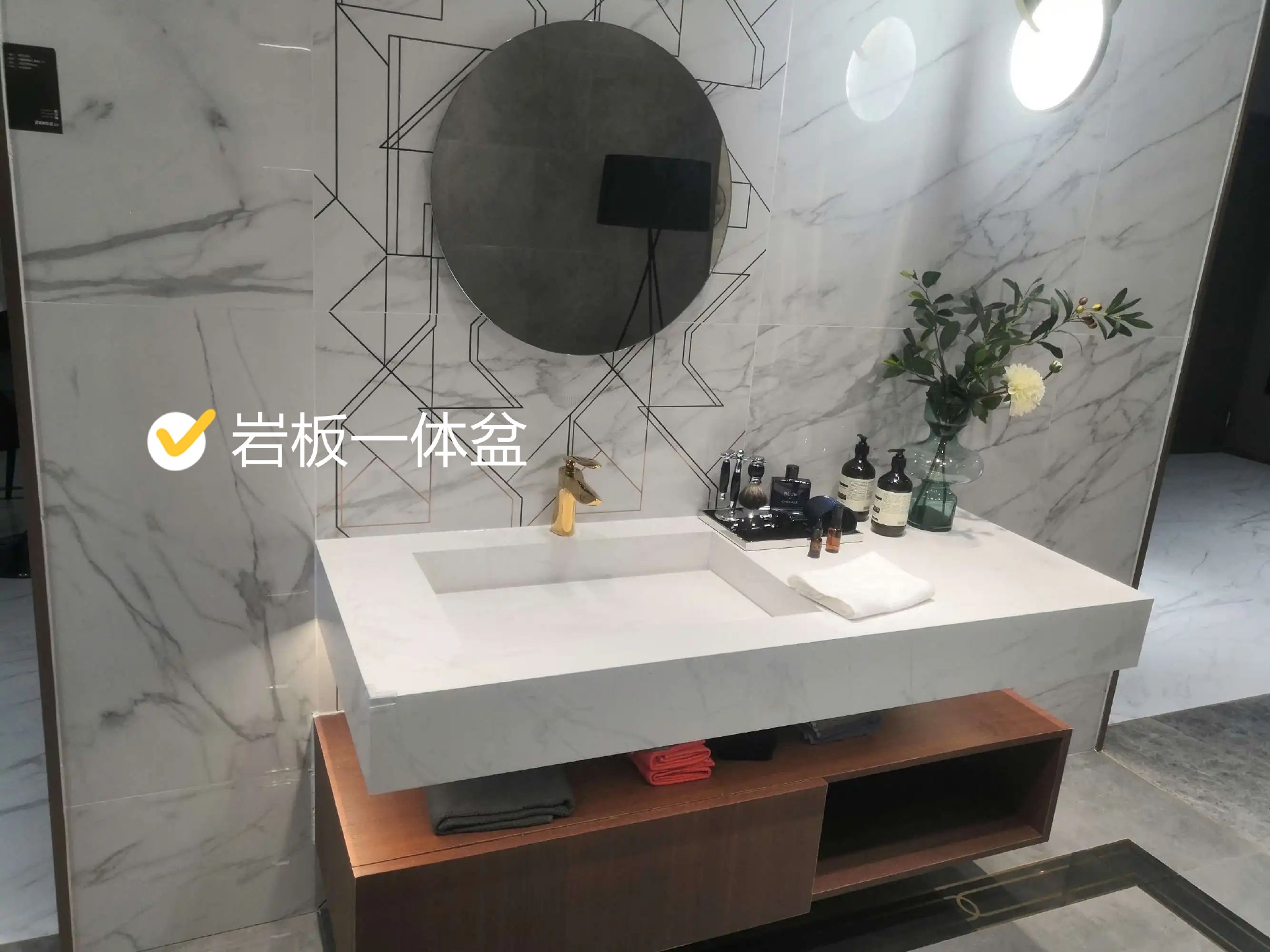 住久了之后才发现,卫生间坚持“5不装”有多爽,实在太机智了休闲区蓝鸢梦想 - Www.slyday.coM 住久了之后才发现,卫生间坚持“5不装”有多爽,实在太机智了休闲区蓝鸢梦想 - Www.slyday.coM