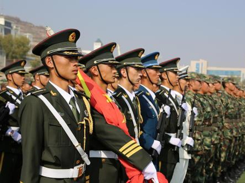 服役满12年的士官,转业之后,应该选择什么样的单位比较好呢?|事业单位|军官|工勤|军人|部队_新浪新闻
