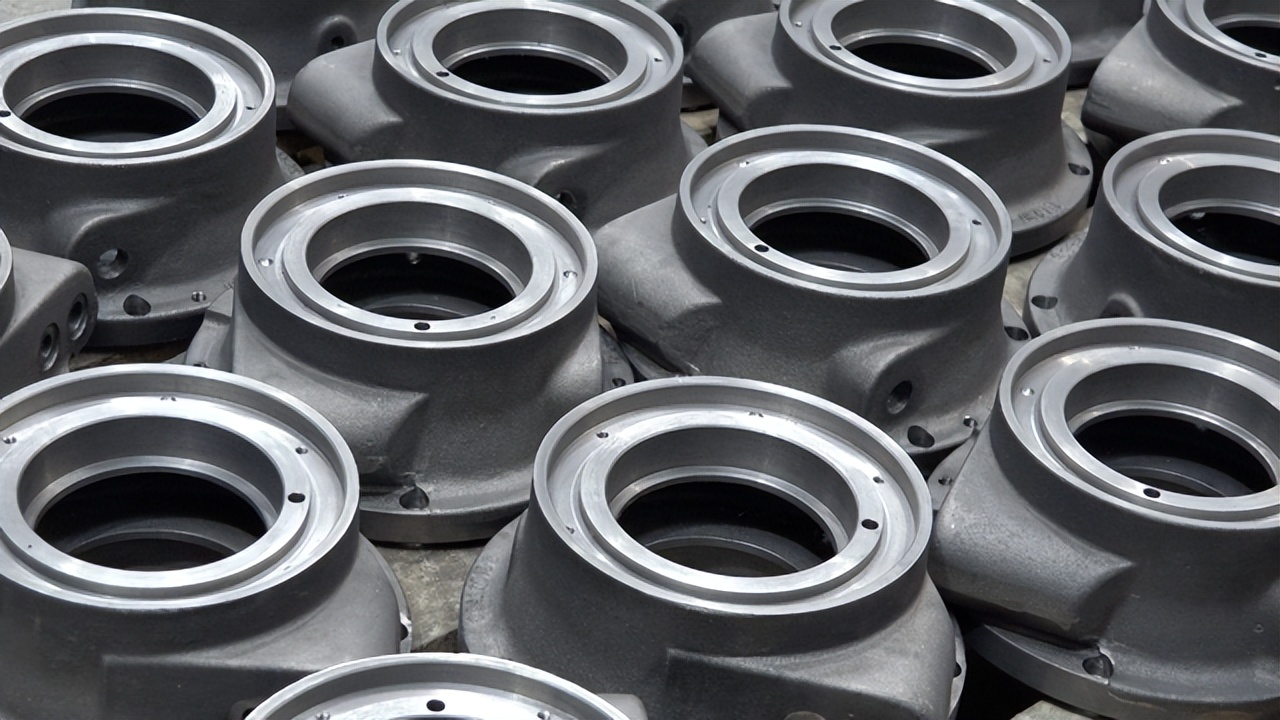 首先就是裂纹问题,这会影响产品的质量,基本技术和高端技术的缺乏,会