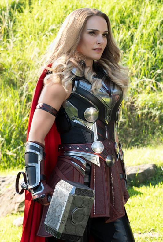 娜塔莉波特曼内柔外刚的女雷神