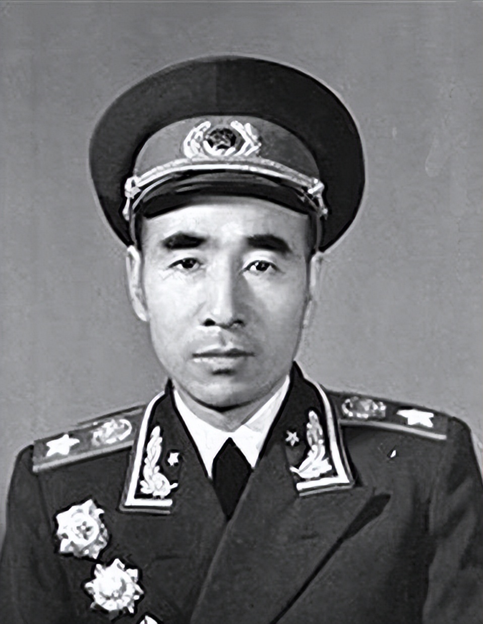 林彪领衔,第四野战军走出多少位大军区司令?稳居四大野战军之首