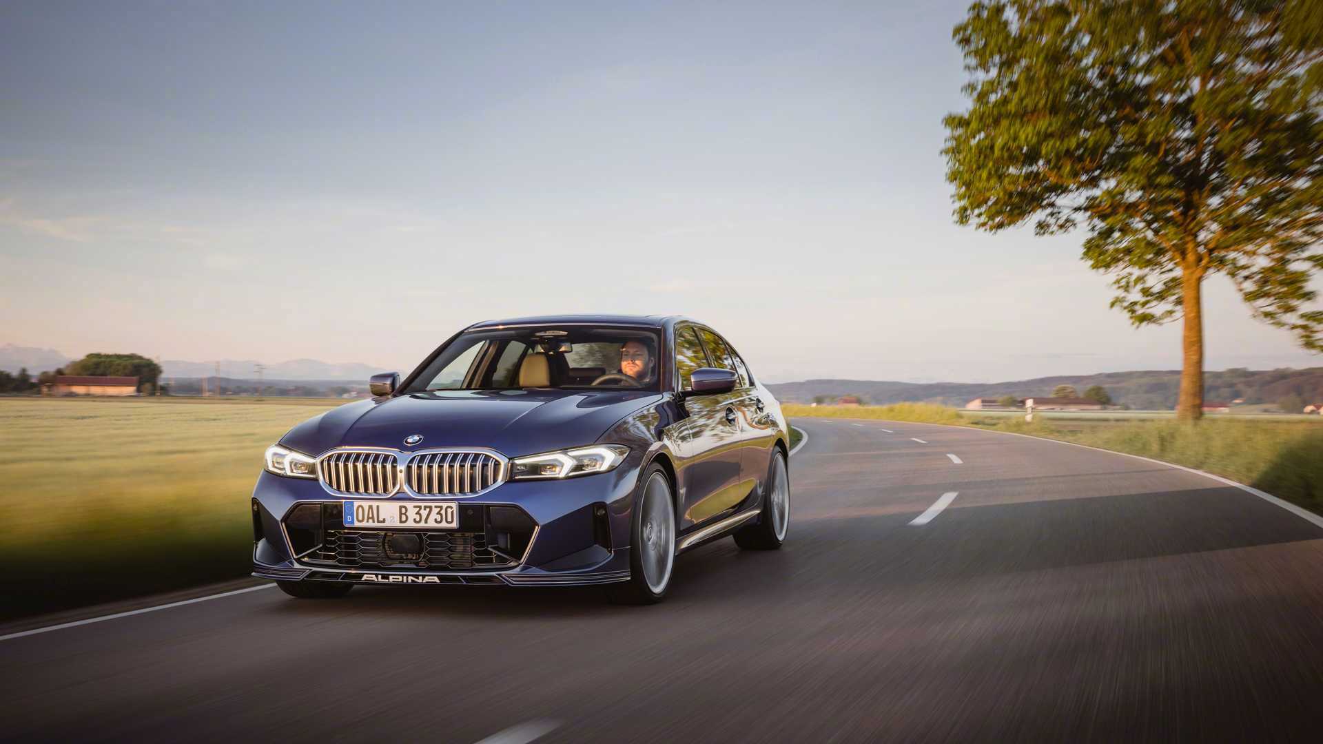 2023款alpinab3该车使用30l双涡轮增压直列六缸发动机