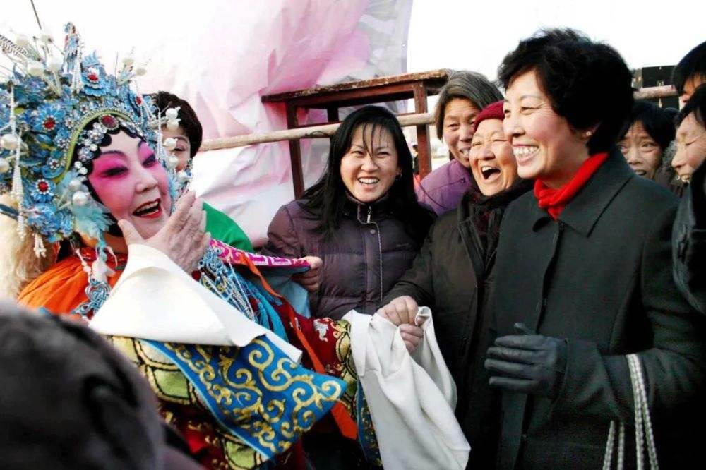 豫剧表演艺术家马金凤病逝!享年100岁,被誉为国宝级豫剧大师休闲区蓝鸢梦想 - Www.slyday.coM 豫剧表演艺术家马金凤病逝!享年100岁,被誉为国宝级豫剧大师休闲区蓝鸢梦想 - Www.slyday.coM