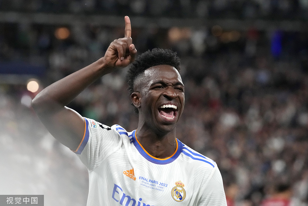 是罗比尼奥还是内马尔?19岁的维尼修斯,上限究竟在哪?