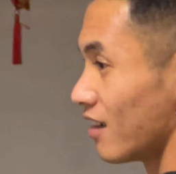 笑不活了！“王心凌男孩”火了！全网中年男人集体跳《爱你》！为支持偶像翻红竟狂买股票...休闲区蓝鸢梦想 - Www.slyday.coM