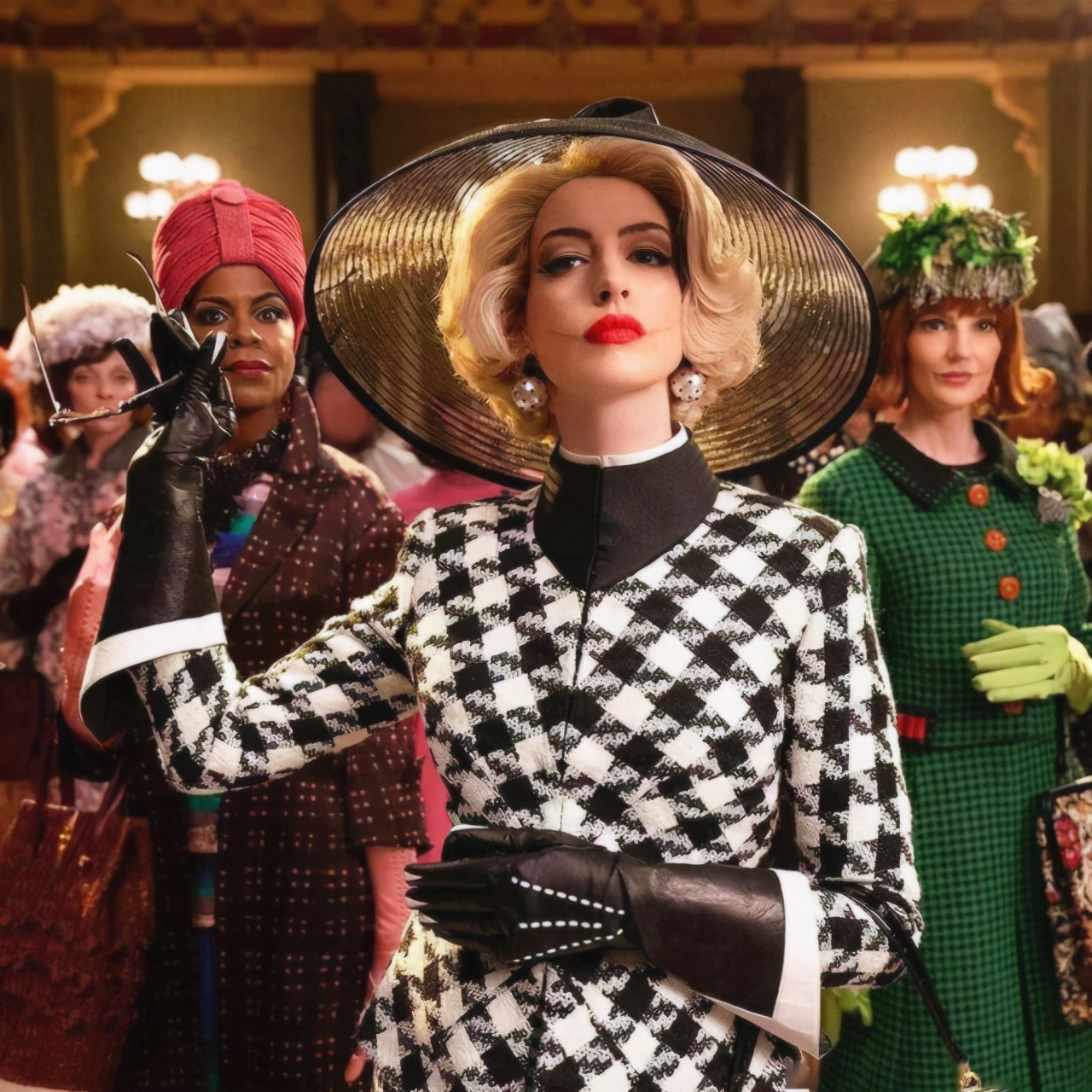 38岁的美国仙女安妮·海瑟薇 天生丽质美如星辰 穿搭精致迷人休闲区蓝鸢梦想 - Www.slyday.coM 38岁的美国仙女安妮·海瑟薇 天生丽质美如星辰 穿搭精致迷人休闲区蓝鸢梦想 - Www.slyday.coM