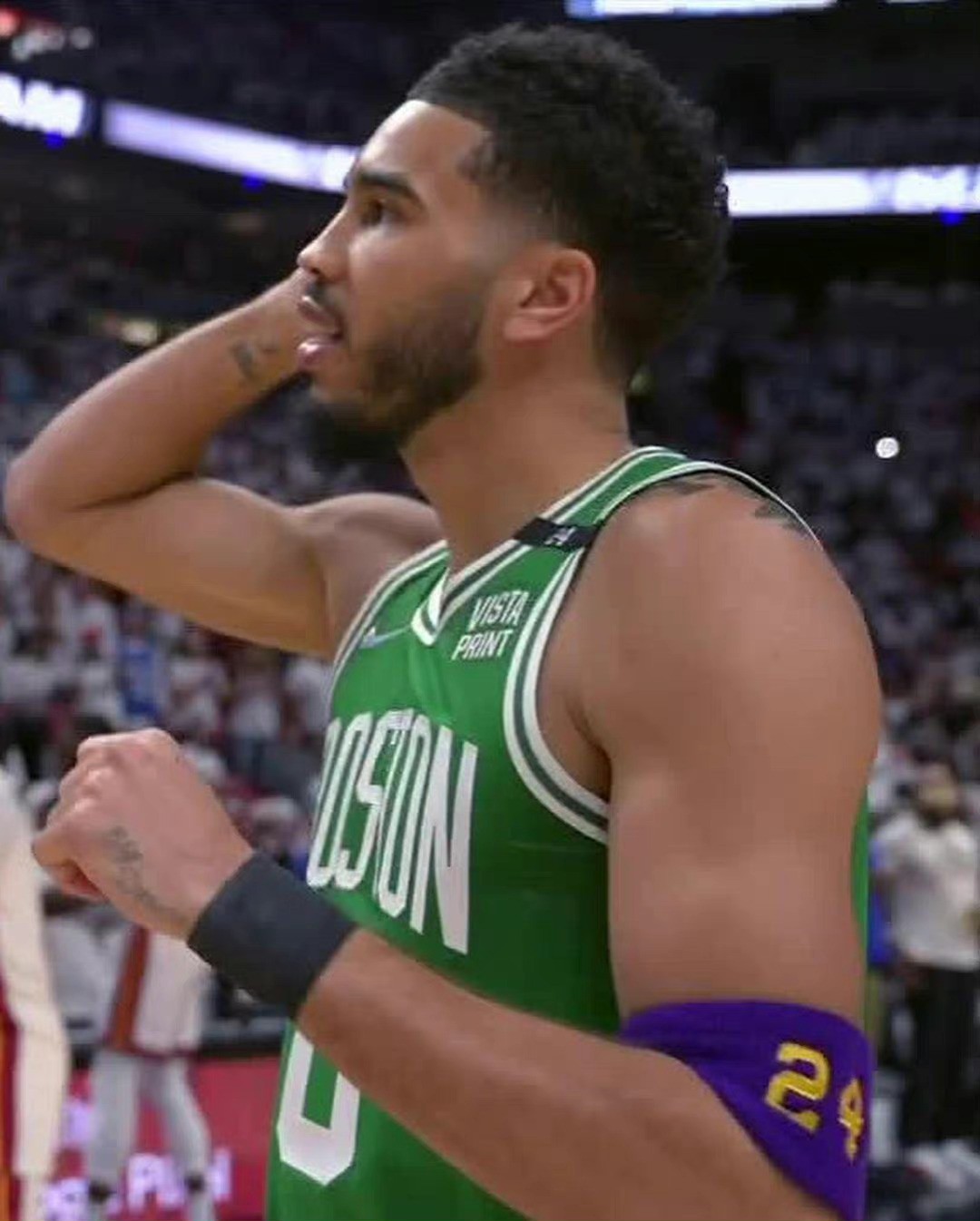 塔图姆夺东决MVP!赛前一举动令人泪目:给科比发信息激励自己休闲区蓝鸢梦想 - Www.slyday.coM 塔图姆夺东决MVP!赛前一举动令人泪目:给科比发信息激励自己休闲区蓝鸢梦想 - Www.slyday.coM