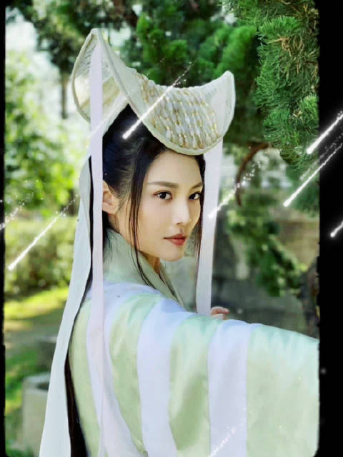 徐冬冬演段誉妈妈的时候31岁徐冬冬的塑造性太强了角