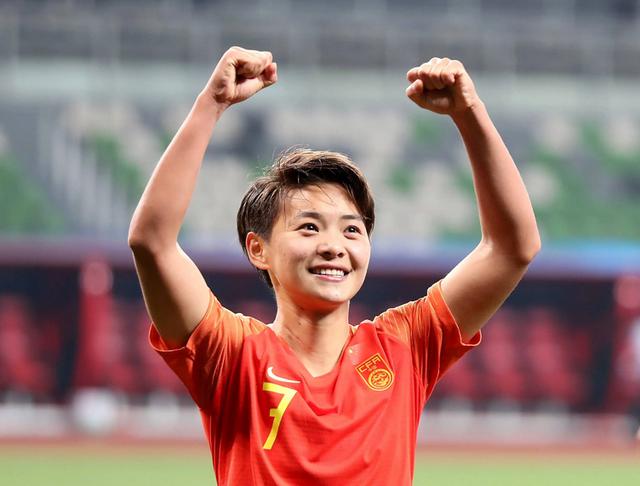 王霜再次开启留洋之旅！28号球衣登陆英超，水庆霞力挺，球迷点赞休闲区蓝鸢梦想 - Www.slyday.coM