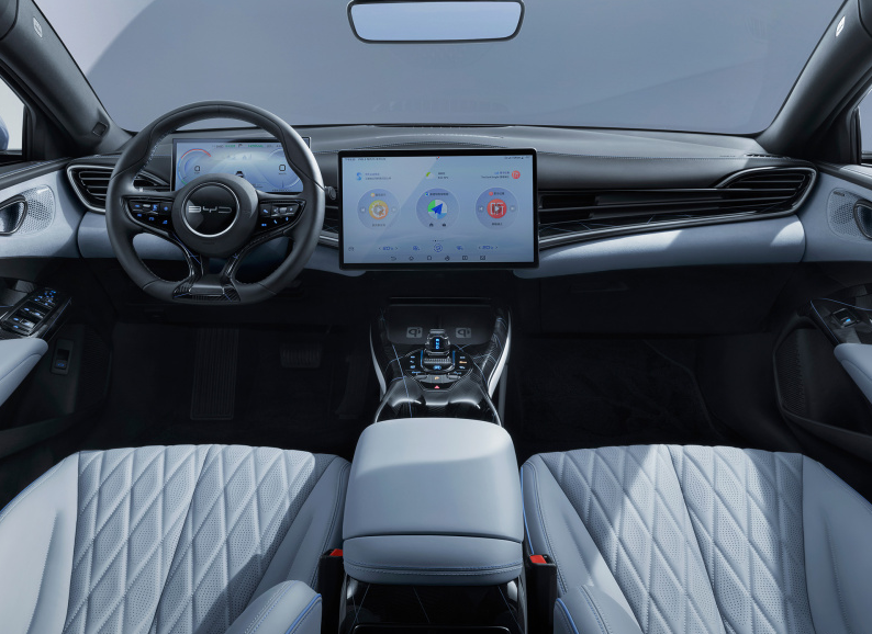 海豹与Model 3，作为消费者应该怎么选？