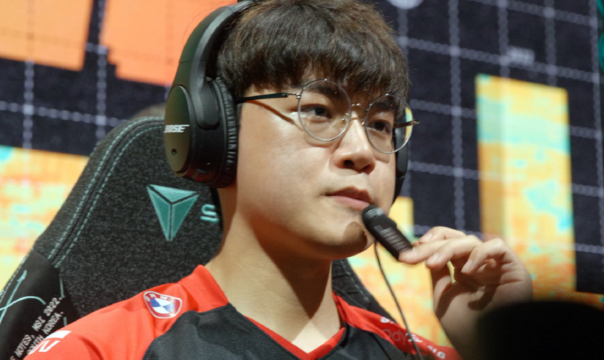 RNG夺冠!韩网评论两极分化:不承认这个冠军!T1让人丢脸休闲区蓝鸢梦想 - Www.slyday.coM RNG夺冠!韩网评论两极分化:不承认这个冠军!T1让人丢脸休闲区蓝鸢梦想 - Www.slyday.coM