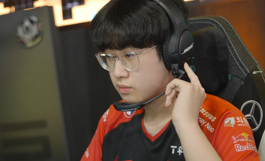 RNG夺冠!韩网评论两极分化:不承认这个冠军!T1让人丢脸休闲区蓝鸢梦想 - Www.slyday.coM RNG夺冠!韩网评论两极分化:不承认这个冠军!T1让人丢脸休闲区蓝鸢梦想 - Www.slyday.coM