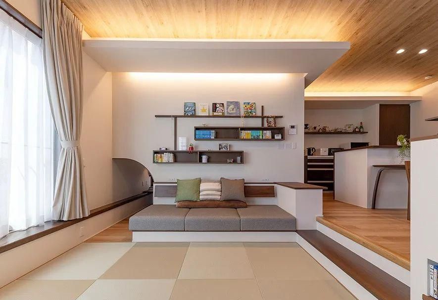 比玄关更加实用,增加收纳的同时连沙发都省了|错层|客厅|收纳_新浪