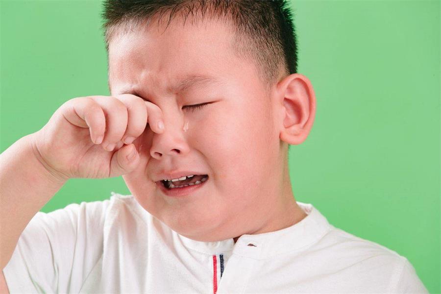 孩子闹情绪时,这几句话最好不要对孩子说,以免适得其反休闲区蓝鸢梦想 - Www.slyday.coM 孩子闹情绪时,这几句话最好不要对孩子说,以免适得其反休闲区蓝鸢梦想 - Www.slyday.coM