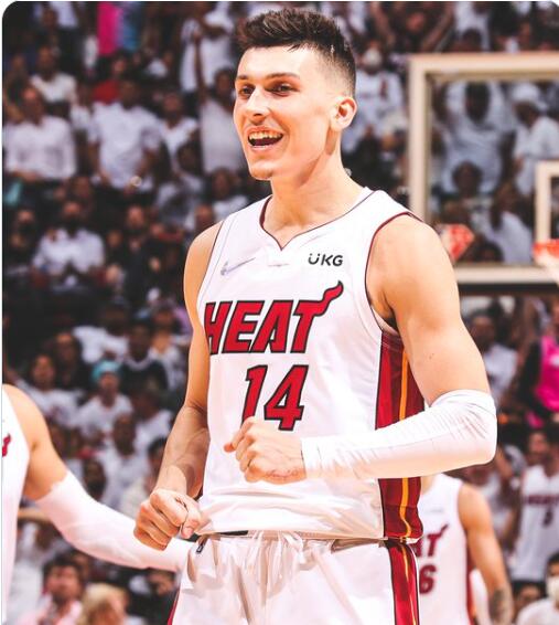 希罗告诉记者未100%健康,不知道今天能否进轮转|希罗|热火|凯尔特人