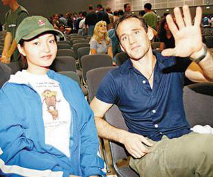 24岁爆红，被黎明疯狂追求，却一夜成“精神病”：如今51岁的她，活出非凡人生！休闲区蓝鸢梦想 - Www.slyday.coM