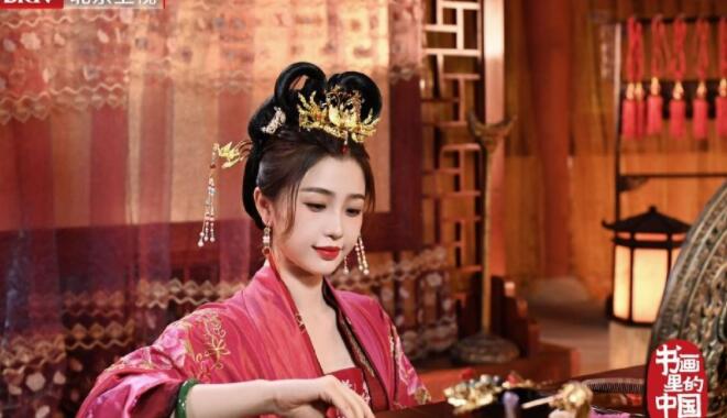 虞书欣唐代桃花妆造型尽显唐代女性时尚之美