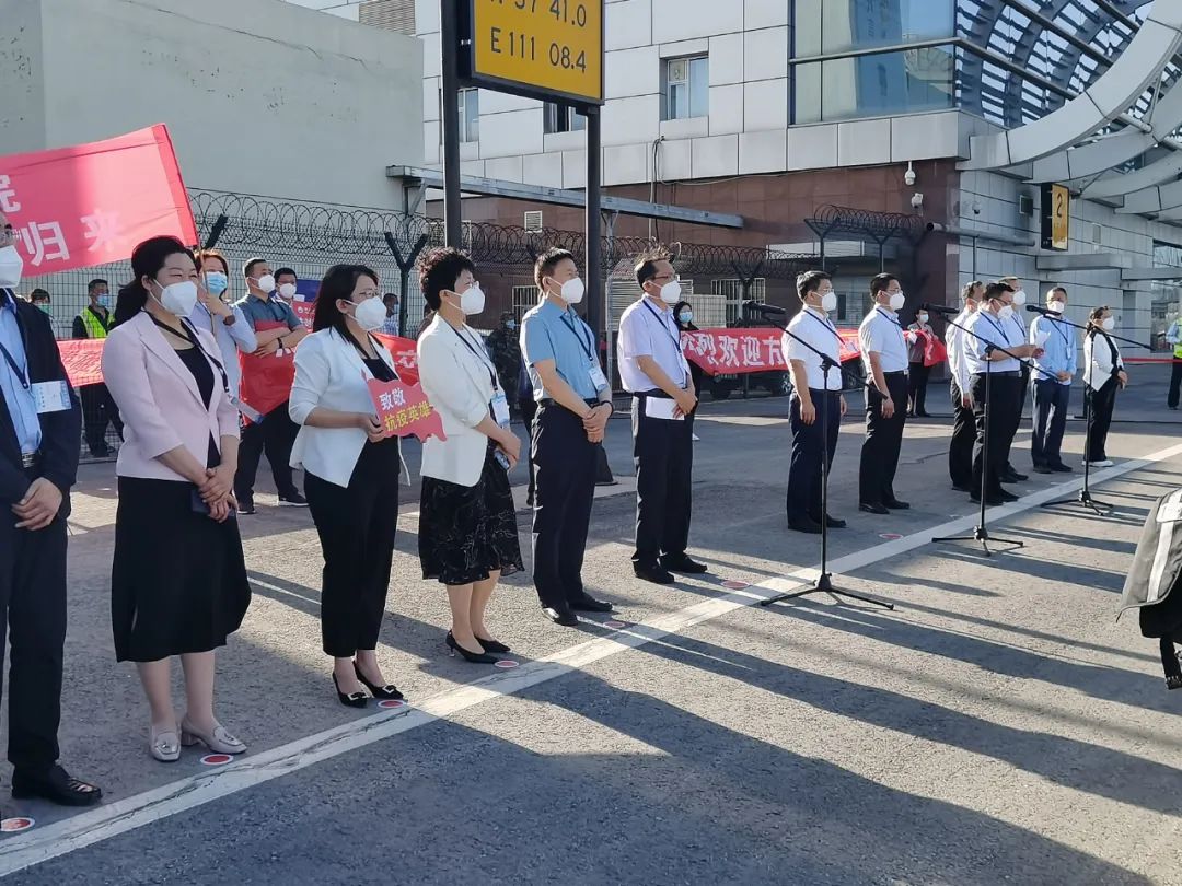 凯旋!吕梁市143名援沪医疗队员回家休闲区蓝鸢梦想 - Www.slyday.coM 凯旋!吕梁市143名援沪医疗队员回家休闲区蓝鸢梦想 - Www.slyday.coM