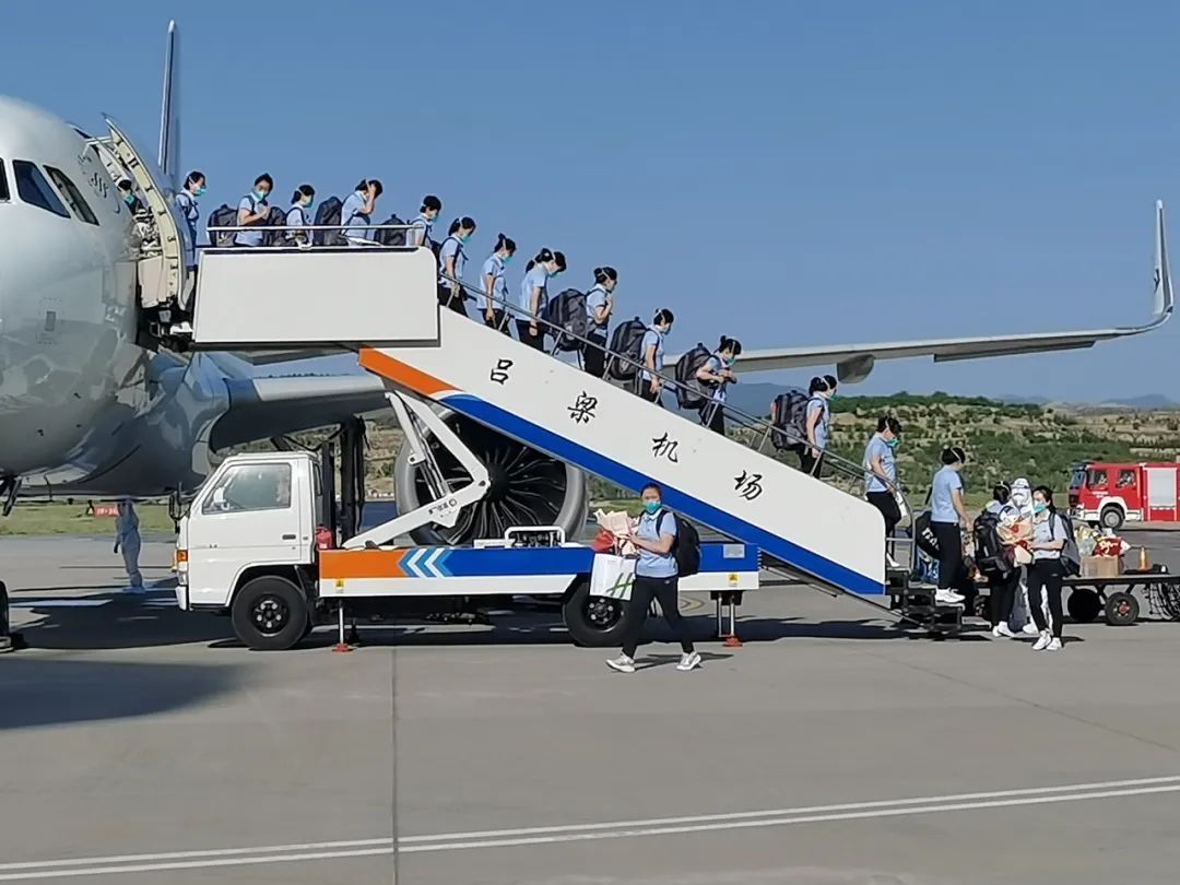 凯旋!吕梁市143名援沪医疗队员回家休闲区蓝鸢梦想 - Www.slyday.coM 凯旋!吕梁市143名援沪医疗队员回家休闲区蓝鸢梦想 - Www.slyday.coM