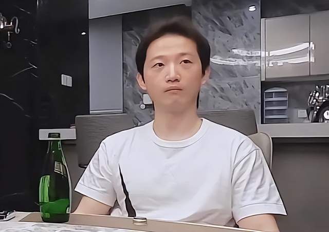 好利来二公子罗成远比哥哥罗昊适合出镜长得帅会滑雪还有腹肌