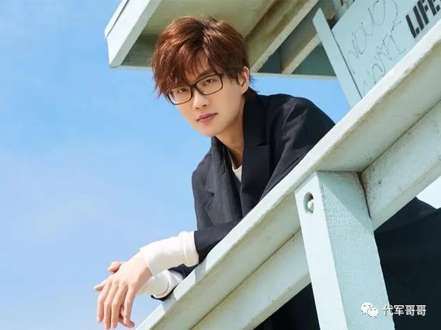 他曾是红极一时的歌手，初恋因病去世，如今36岁传出新恋情休闲区蓝鸢梦想 - Www.slyday.coM