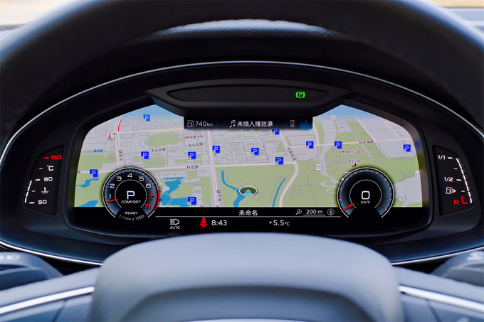 豪华180评测奥迪q7用科技氛围和舒适体验打动消费者