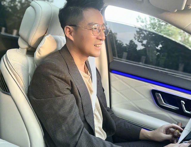 彻底认怂!汪小菲公开向大S道歉后续,已悄悄删除要告狗仔的博文休闲区蓝鸢梦想 - Www.slyday.coM 彻底认怂!汪小菲公开向大S道歉后续,已悄悄删除要告狗仔的博文休闲区蓝鸢梦想 - Www.slyday.coM