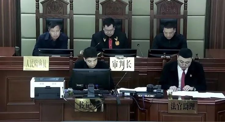 女子非婚生子后8万元将2岁儿子卖掉 ,被判五年二个月休闲区蓝鸢梦想 - Www.slyday.coM 女子非婚生子后8万元将2岁儿子卖掉 ,被判五年二个月休闲区蓝鸢梦想 - Www.slyday.coM