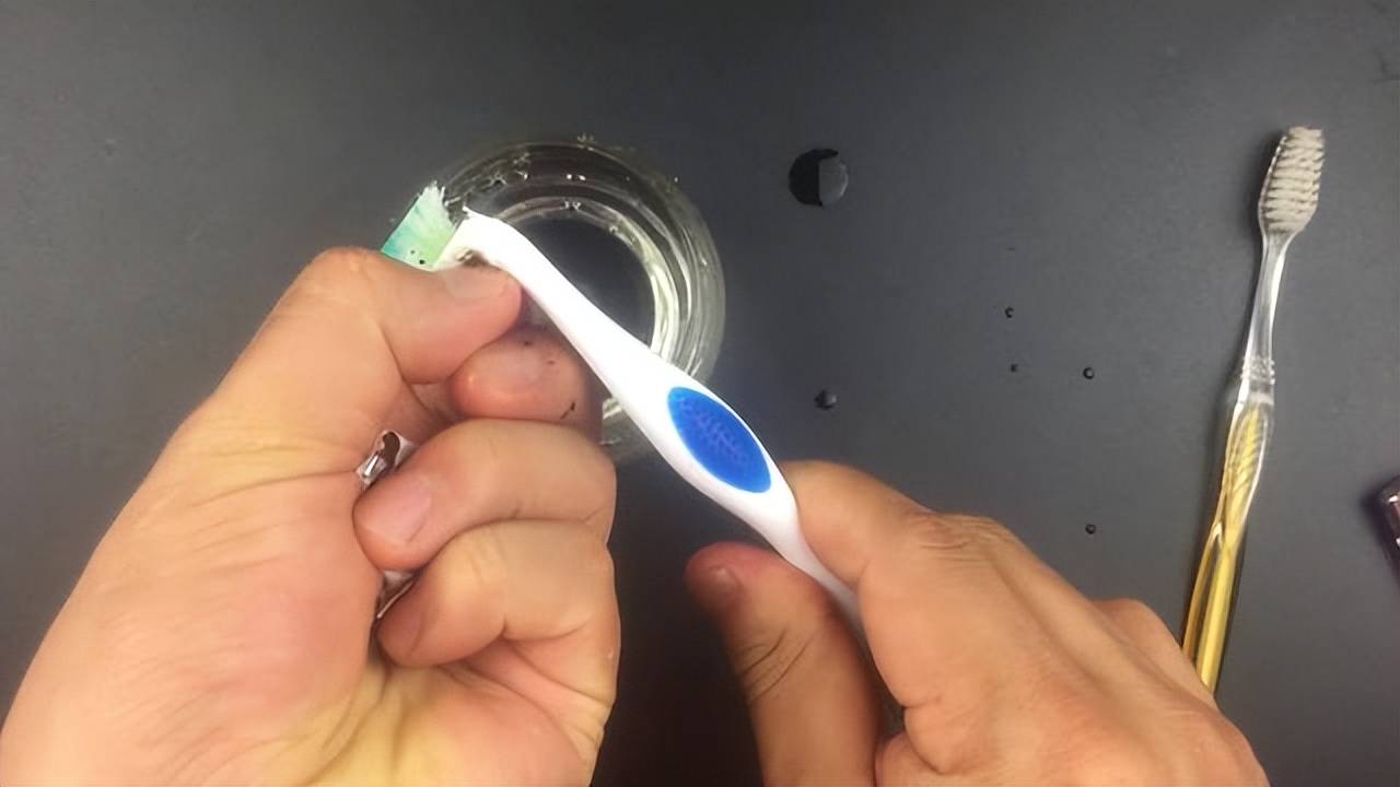 如果你家里还有这6件东西,说明真的落伍了,看看你家中了几个?休闲区蓝鸢梦想 - Www.slyday.coM 如果你家里还有这6件东西,说明真的落伍了,看看你家中了几个?休闲区蓝鸢梦想 - Www.slyday.coM