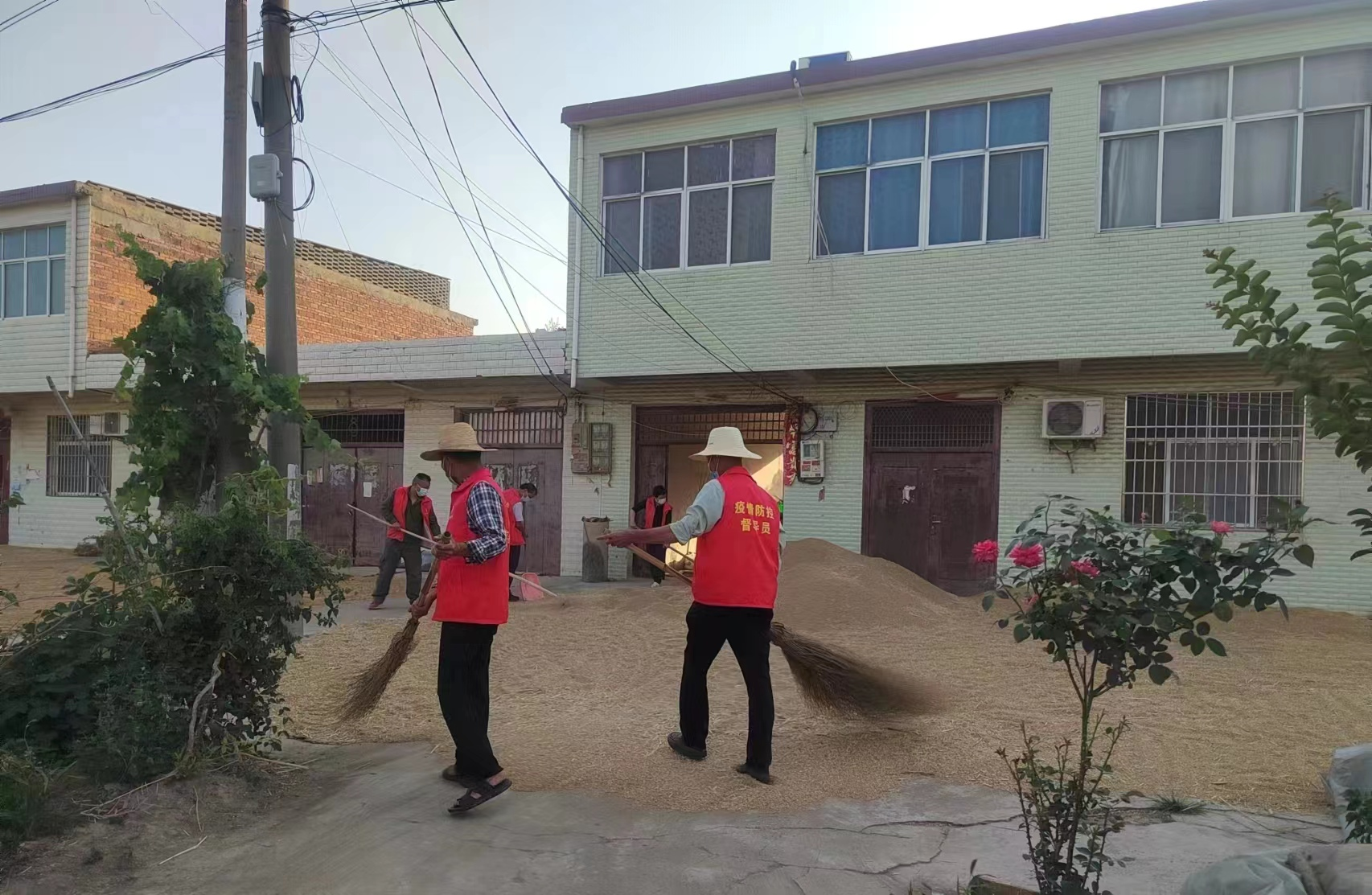 河南正阳县兰青乡创建五星支部筑牢疫情群防群控坚固防线