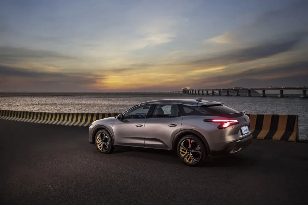 14万起买合资中型车，这三款堪称同级别的“价格屠夫”！