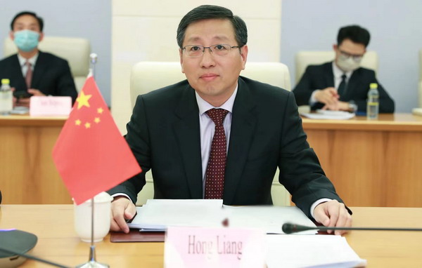 2022年5月31日,外交部边界与海洋事务司司长洪亮同印度外交部东亚司辅