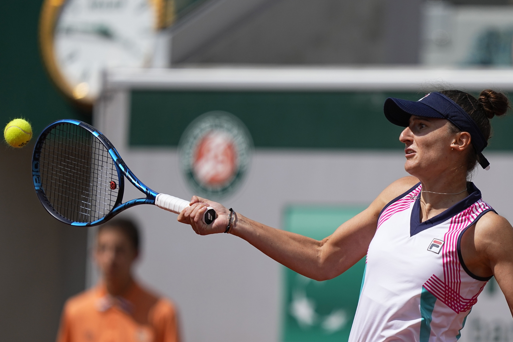 网球法网佩古拉晋级八强