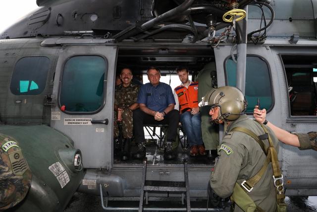 巴西多个城市因暴雨洪灾进入紧急状态 总统乘直升机视察灾区休闲区蓝鸢梦想 - Www.slyday.coM