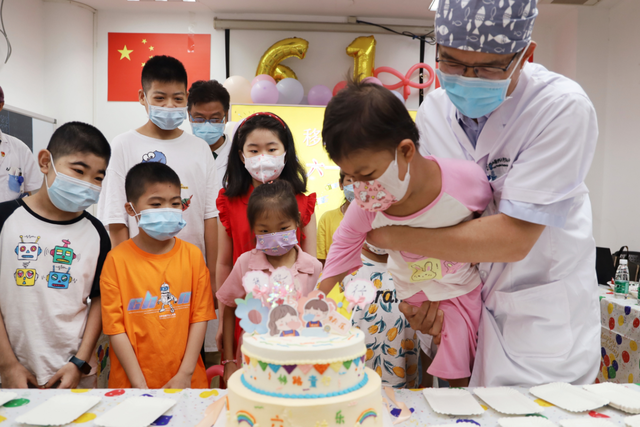 “新肾宝宝”的快乐“六一”儿童节休闲区蓝鸢梦想 - Www.slyday.coM