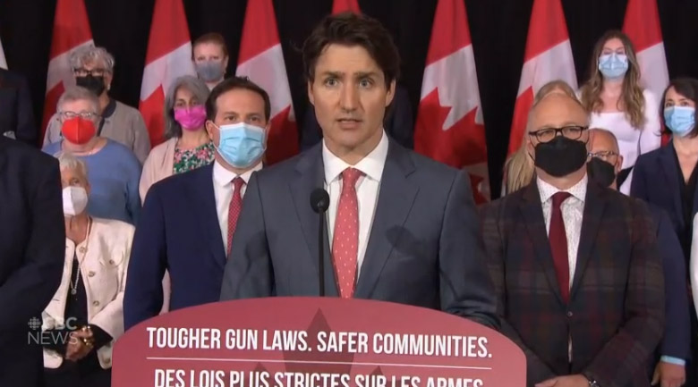 “加拿大一直抱怨，非法枪支就是从美国来的”休闲区蓝鸢梦想 - Www.slyday.coM