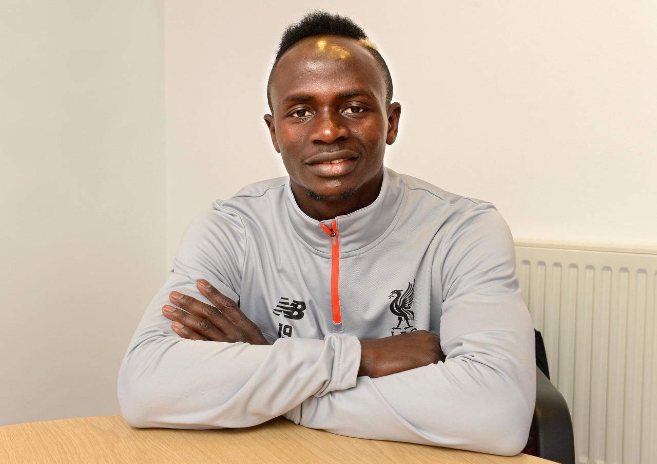 记者拜仁仍在就马内进行谈判后者还会说德语