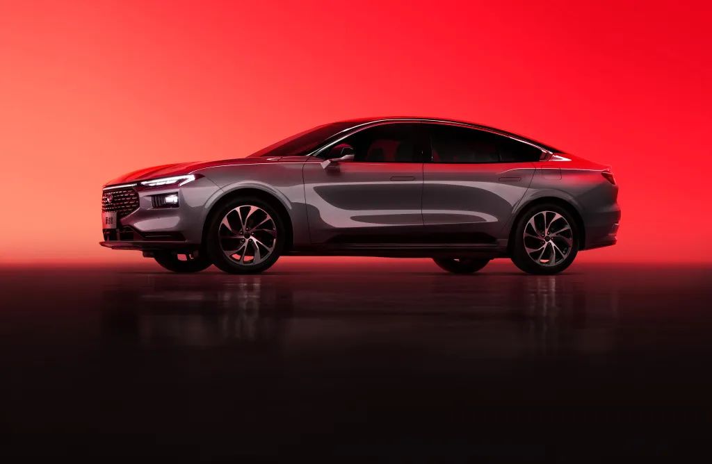 14万起买合资中型车，这三款堪称同级别的“价格屠夫”！