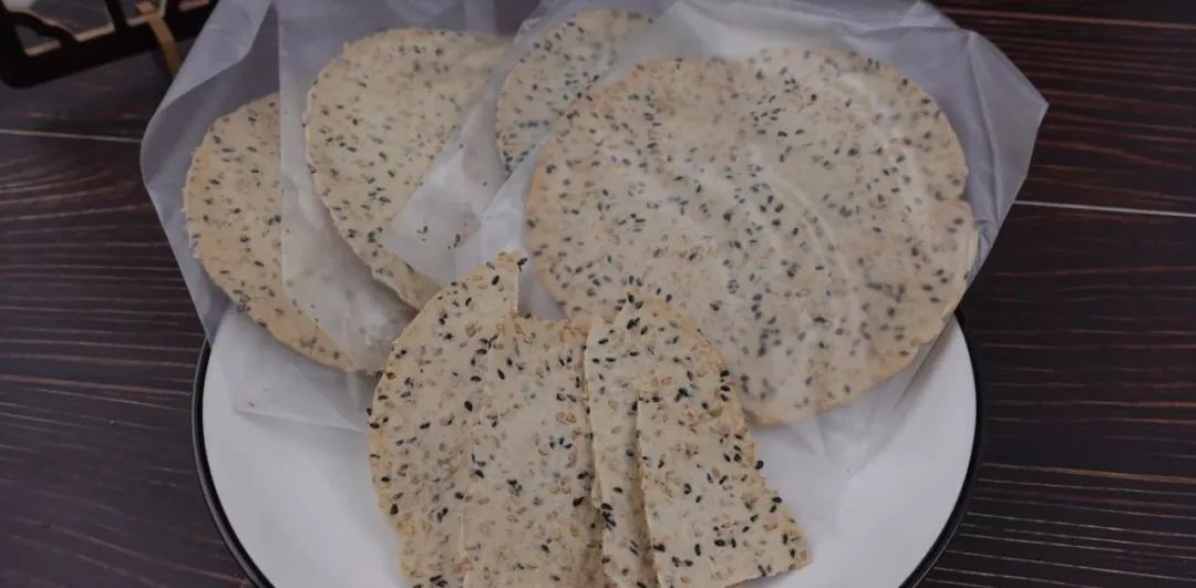 把这里的硬块揉开，气血不足、上热下寒的人，这样做就对了休闲区蓝鸢梦想 - Www.slyday.coM