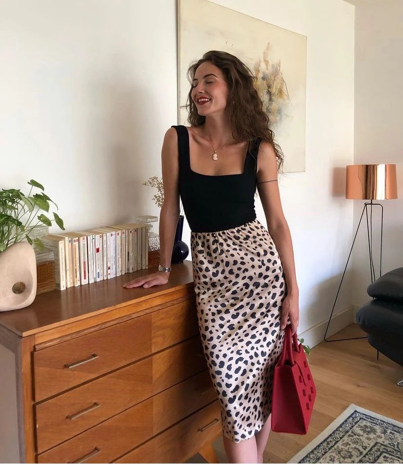 法国女人穿搭精致的秘诀是啥原来是这些上衣每一件都好看