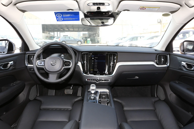 30万非得买34C？同样的钱懂车的人都选这4款